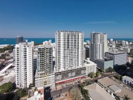 Oaks Darwin Elan Hotel Отели в г. Дарвин