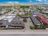 Aston Court Motel