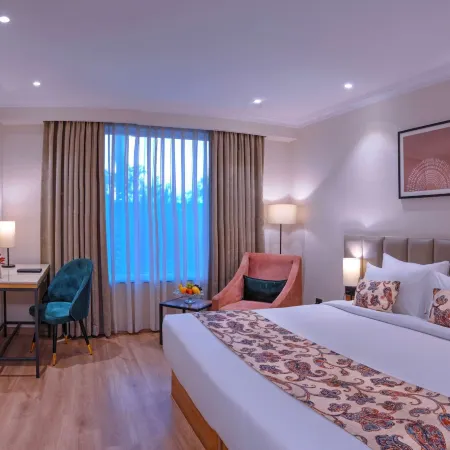 Royale Sarovar Portico Agra