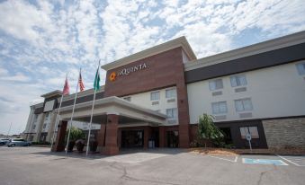 La Quinta Inn & Suites by Wyndham Goodlettsville - Nashville