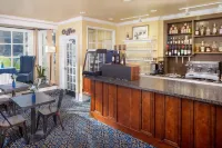 Historic Boone Tavern Hotels in Madison County