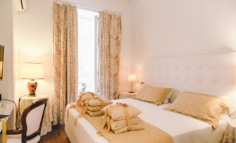 Eveline Portosole Hotel