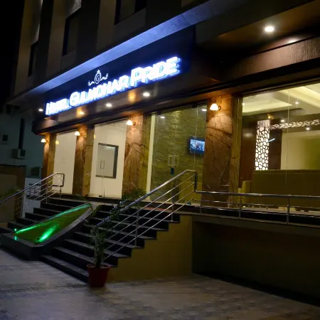 Hotel Gulmohar Pride