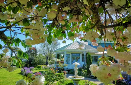 Country Villa Estate Отели рядом с достопримечательностью «Парадайс Вэлли Спрингс»