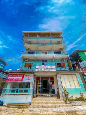 Vang Vieng Freedom View Hostel โรงแรมใน