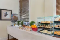 Southernmost Inn Adult Exclusive - فطور