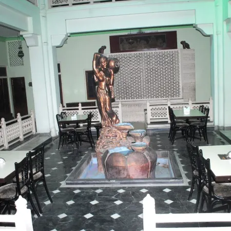 Hotel Navrang