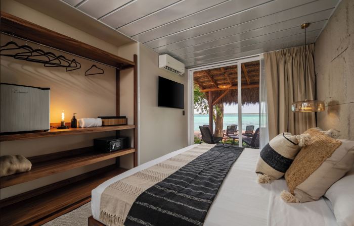 Casa Aakal Lagoon Front