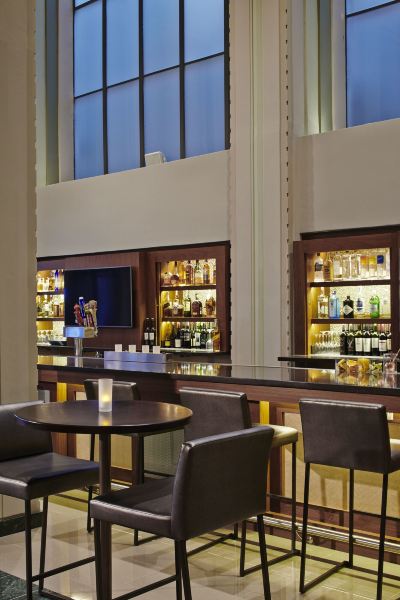 バー ヒルトン ガーデン イン フェニックス ダウンタウンの写真