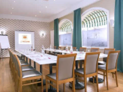 Hôtel les Nations the Originals Boutique Vichy Hotels in Vichy