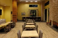 Snoqualmie Inn by Hotel America - breakfast