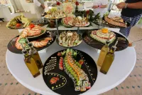 Le Domaine Limoune - breakfast