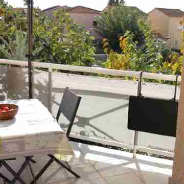 Appartement Climatisé Face à la Plage Avec Piscine Surveillée Others
