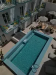 Play Paros