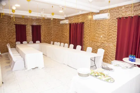 Hôtel Saint Lazaros