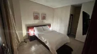 We Offer You a Lovely 1-Bed Apartment in Abidjan - شقق