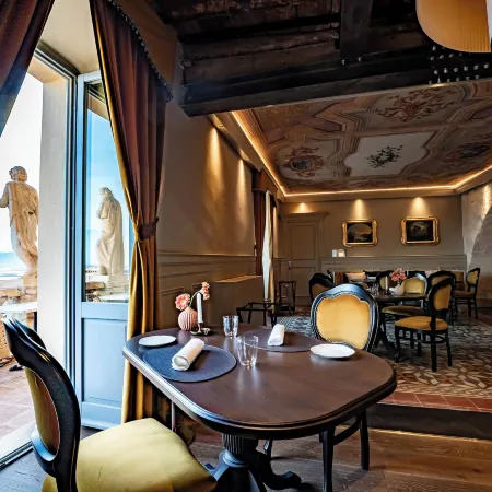 Saint Amand by Palazzo Boyl