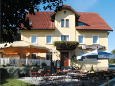 Landgasthof Adler Hotels in Illmensee