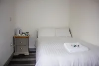 Crofts Hotel