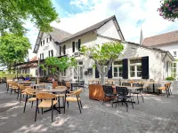 In de Witte Dame Hotel Bar Kitchen Apartments Hotel a Grubbenvorst