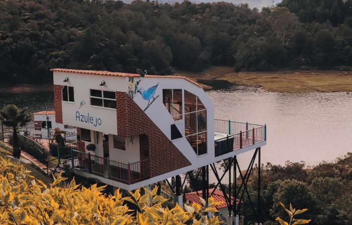 EL NIDO HOTEL GUATAPE