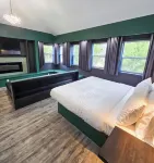 Copper Rose Retreat B&B Hotels in Invermere