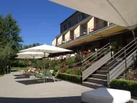 Hotel du Lac - Pysäköinti