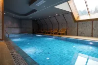 Grey Hotel Kopaonik - piscina