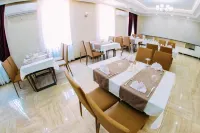 Osh Grand Hotel Chavo - Bữa sáng