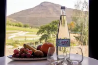 Franschhoek Hotel - Mountain view