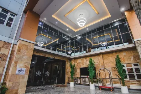BON Hotel Transtell Residence Asaba Отели в г. Асаба
