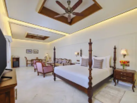 SADAR MANZIL HERITAGE BY ATMOSPHERE Hotels near Taj-ul-Masjid