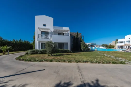 Diamond Deluxe Hotel - Adults Only