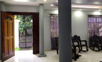 4 Bed House-Sleeps 8-Pet Friendly-Private Garden