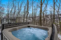 Mirror Villas - Modern Retreat with Private Hot Tubs and Mountain View