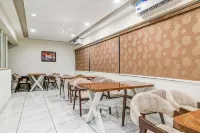 Classic Ptc Indore Junction - Homestays