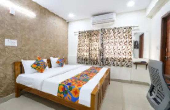 FabHotel Vgr Comforts - Nr Khairtabad Metro Station Hotels near Hyderabad Station