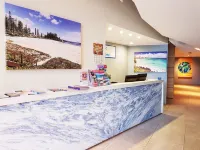 Blue C Coolangatta Hotels in Coolangatta