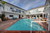 Capri Laguna on the Beach - A Boutique Hotel Hotels in Laguna Beach