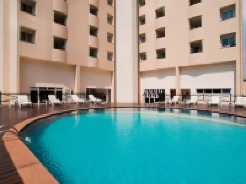 ブルー ツリー タワーズ オール スイーツ サント アンドレ サント・アンドレのホテル