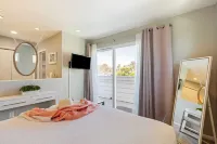 Cayucos Duo 2 Bungalows w/ Views & Lounge Space Pet Friendly