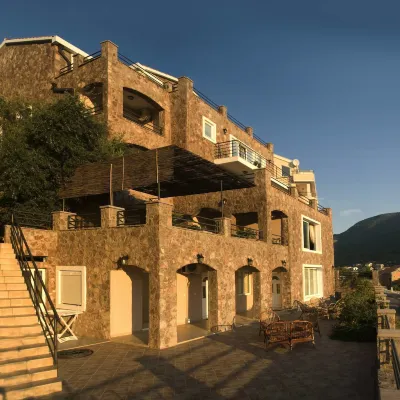 Contessa Apartments Hotels near Budva Old Town