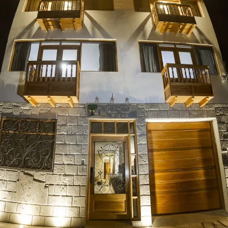 Pisonay Hotel