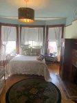 Hewitt Onion Tower Victorian charm in heart of Marquette- Cozy Fireplace