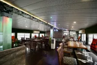 Flodine Boat Hotels in Navi Mumbai