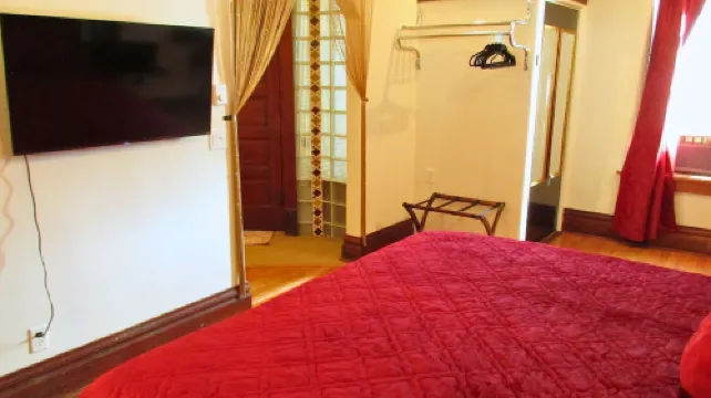   Escape to Romance and Luxury