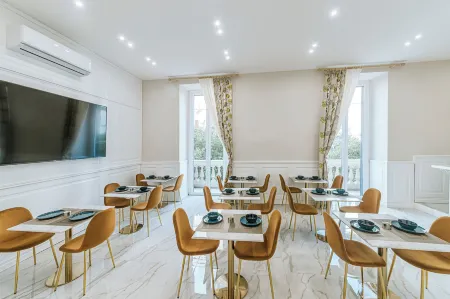 Gentile Suite & Spa Vomero Отели рядом с достопримечательностью «Церковь Сант Анджело а Нило»