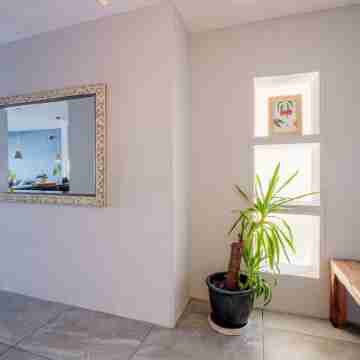 Sorgente 201 by Host Agents Others