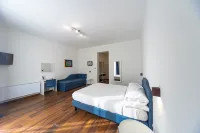 Serena Palace Superior Rooms 마차라델발로 호텔