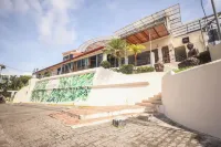 Alma Vida Hotel